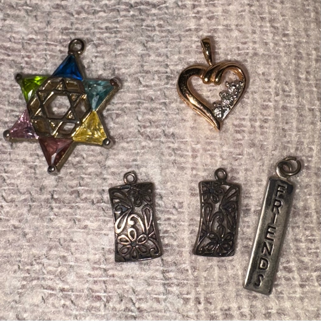 Multicolor Star Of David Pendant - Silver Charms 40$